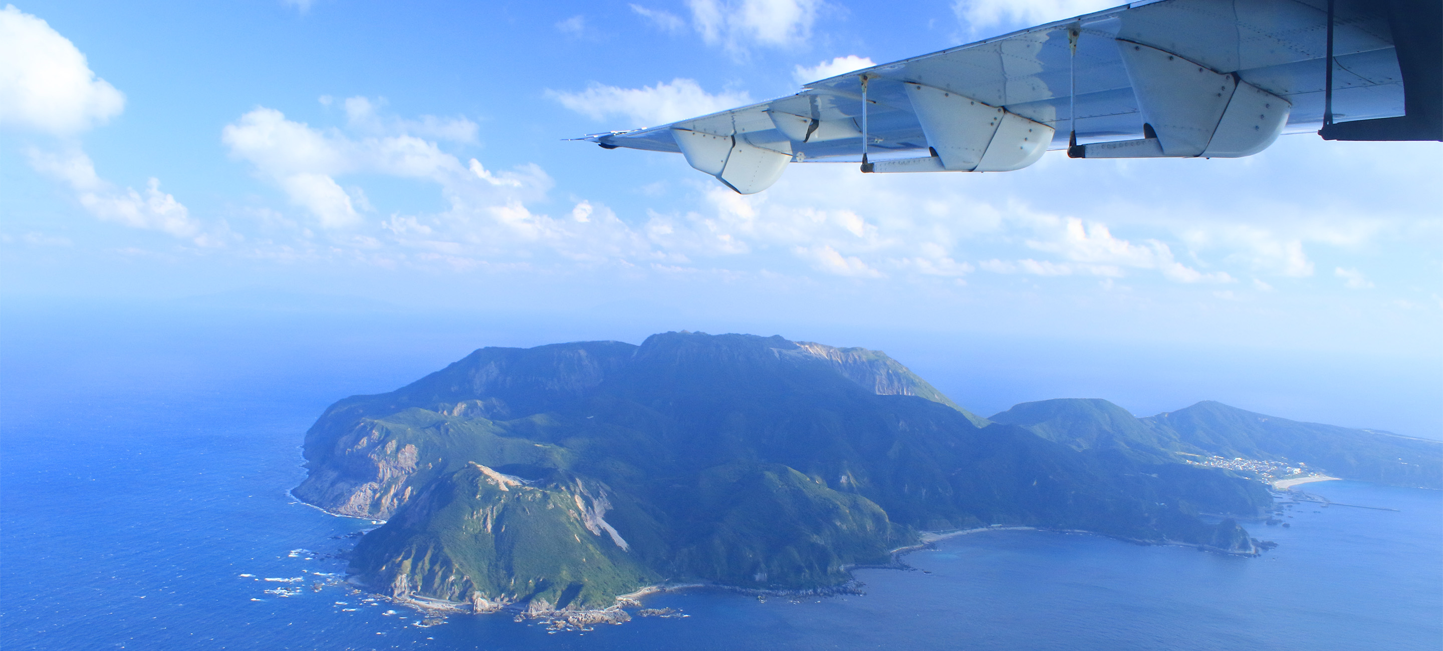 都心と島々をつなぐ空のかけはし